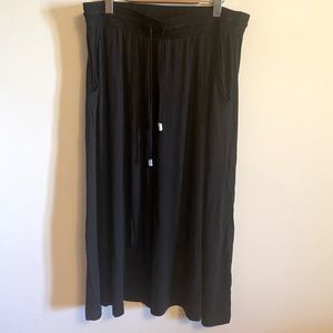 NWT Black Elastic Maxi Skirt 🍁